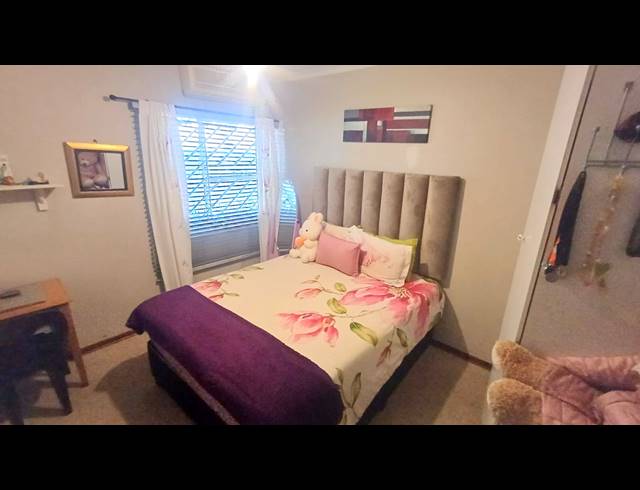 3 BEDROOM SECTIONAL TITLE FOR SALE IN DIE HOEWES